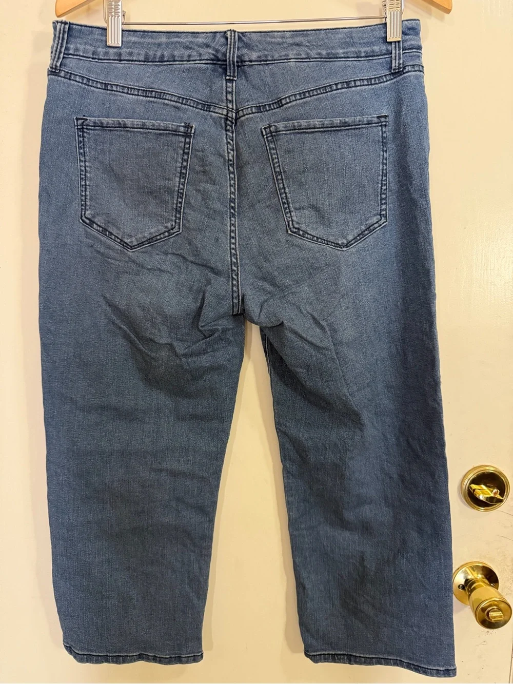 Nine West Women's Chrystie Capri Blue Denim Jeans (281)